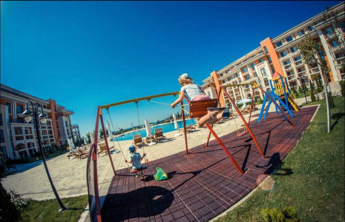 Apartment In Prestige Fort Beach Święty Włas Zewnętrze zdjęcie